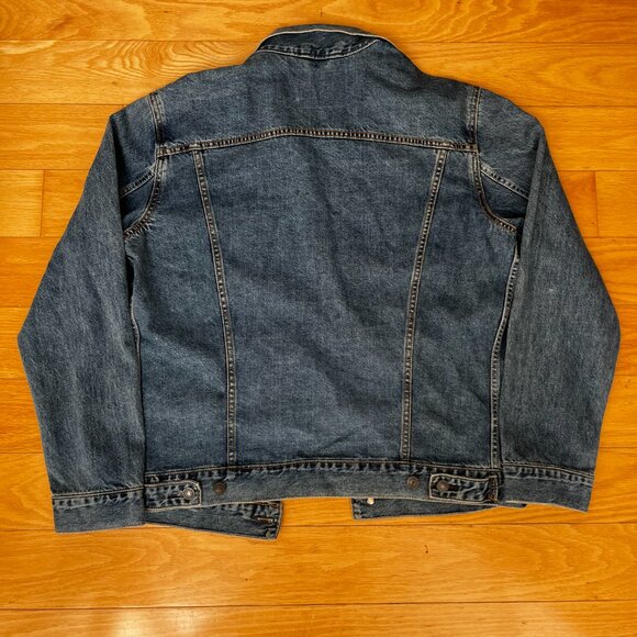 Levi's Denim Jacket M/XL Womens - Picture 2 of 3
